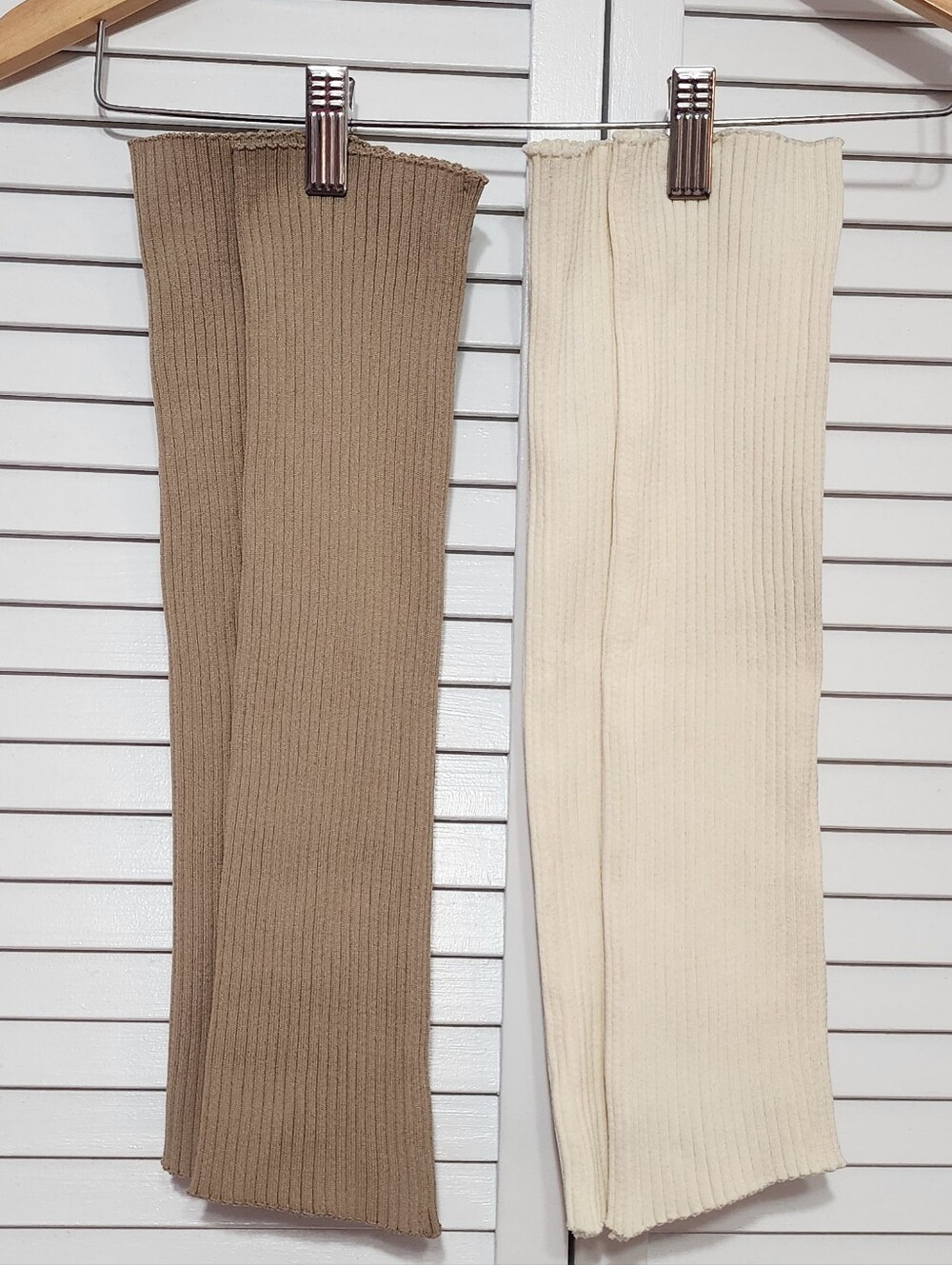 Light Weight Ribbed Knit Leg Warmers - Beige & Cream